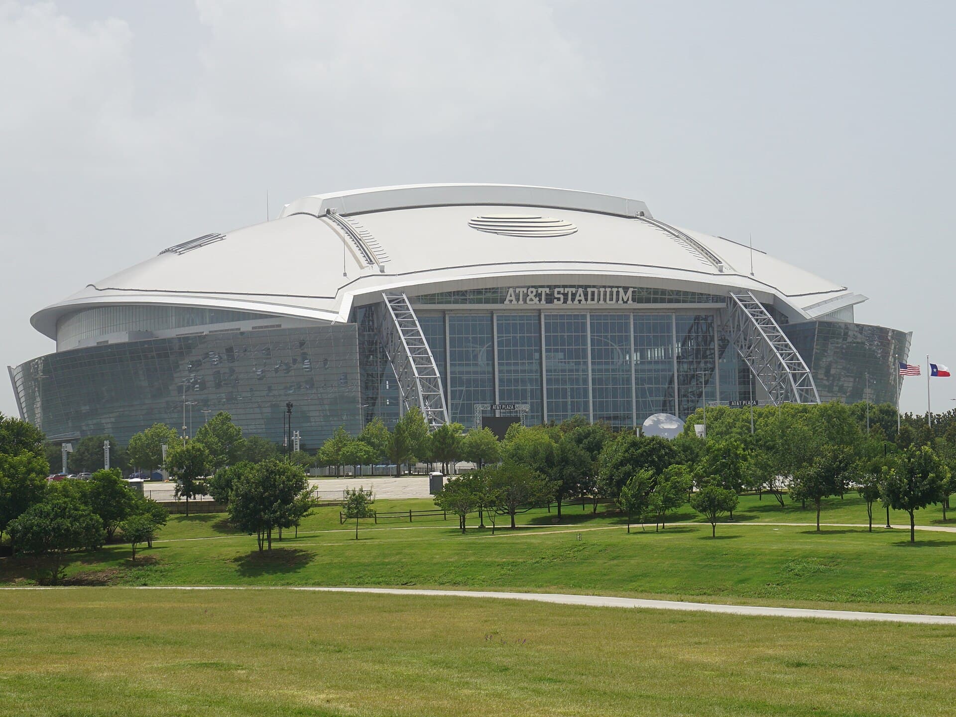At&T Stadium. Photo: Michael Barera / Wikimedia Commons (CC BY-SA 4.0)